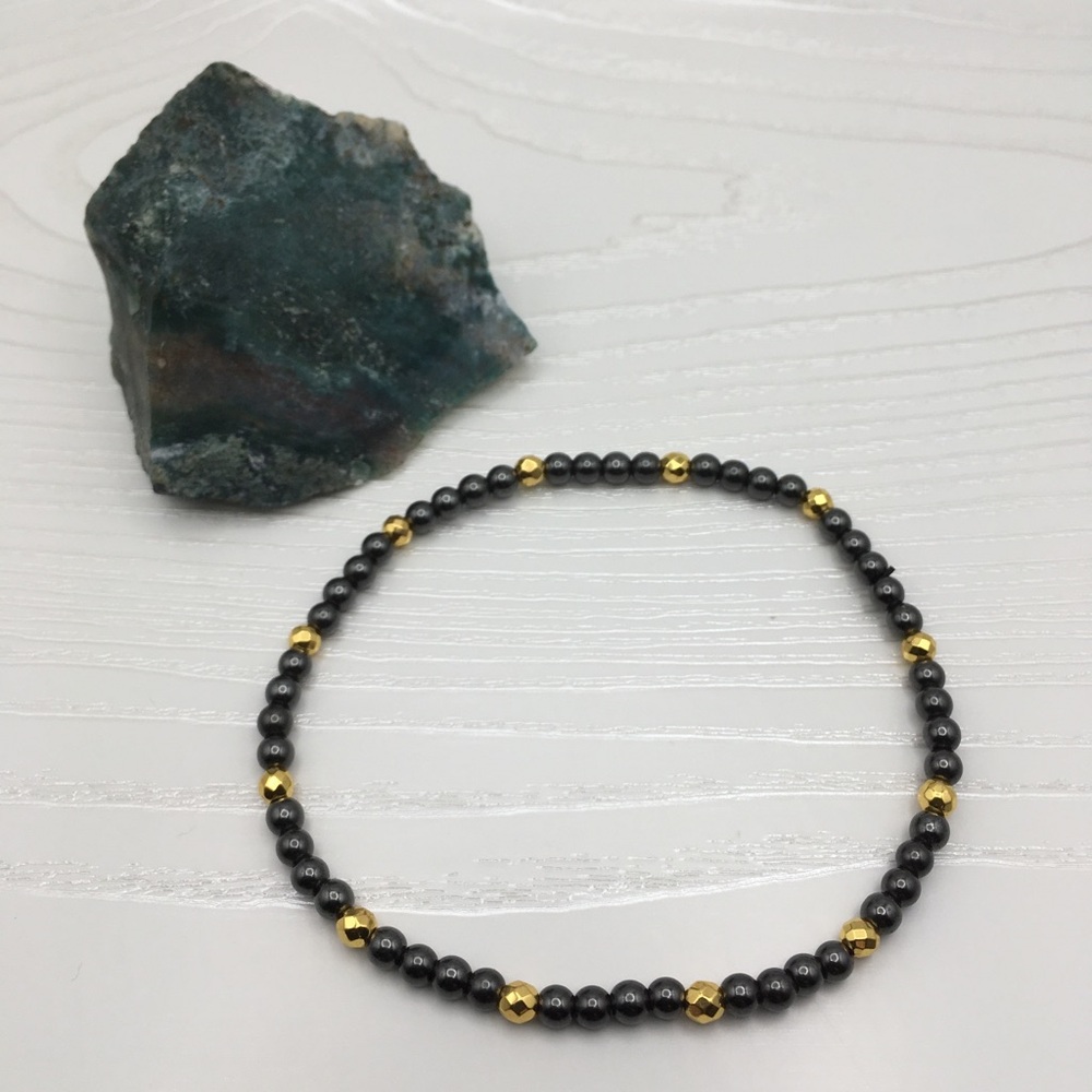 HANDCRAFTED Hematite & Faceted Gold Plated Hematite Stretch Ankle Bracelet